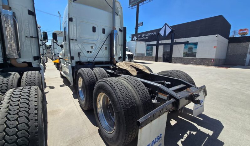 
								Freightliner | Cascadia | 2017 | #145 full									