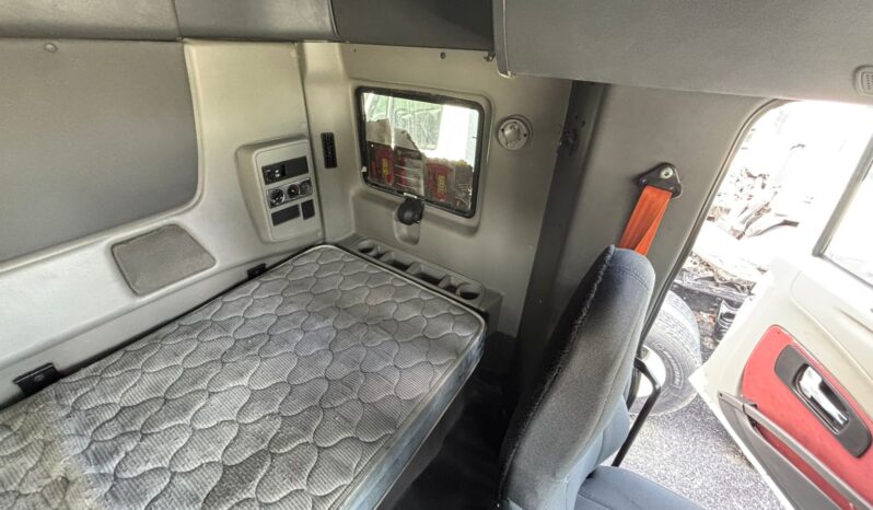 
								International | Prostar | 2018 | #81 full									