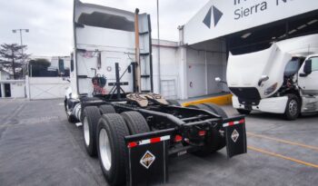 
										International | Prostar | 2018 | #215 full									