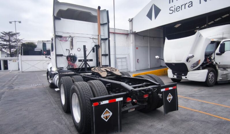 
								International | Prostar | 2018 | #215 full									